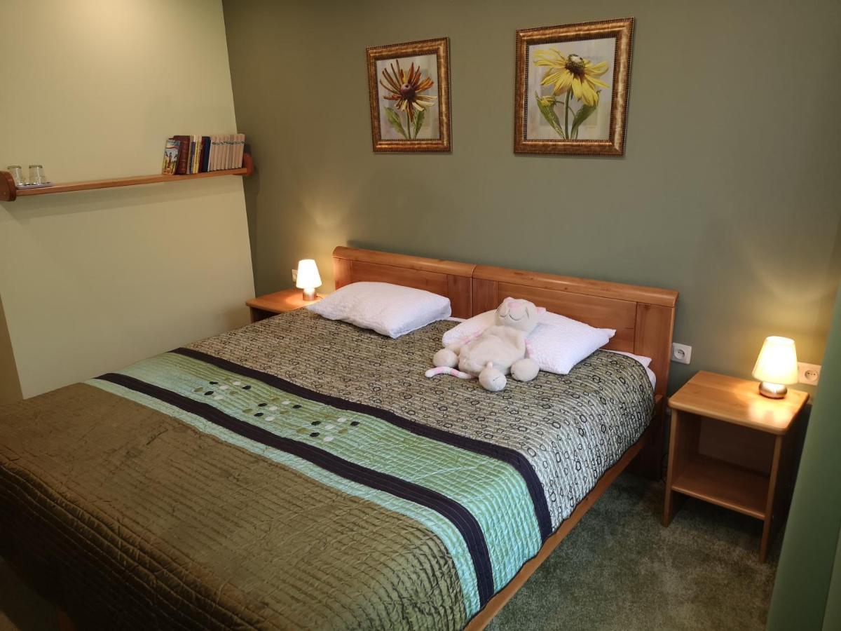 Hotel Senlici Γιέλγκαβα Εξωτερικό φωτογραφία
