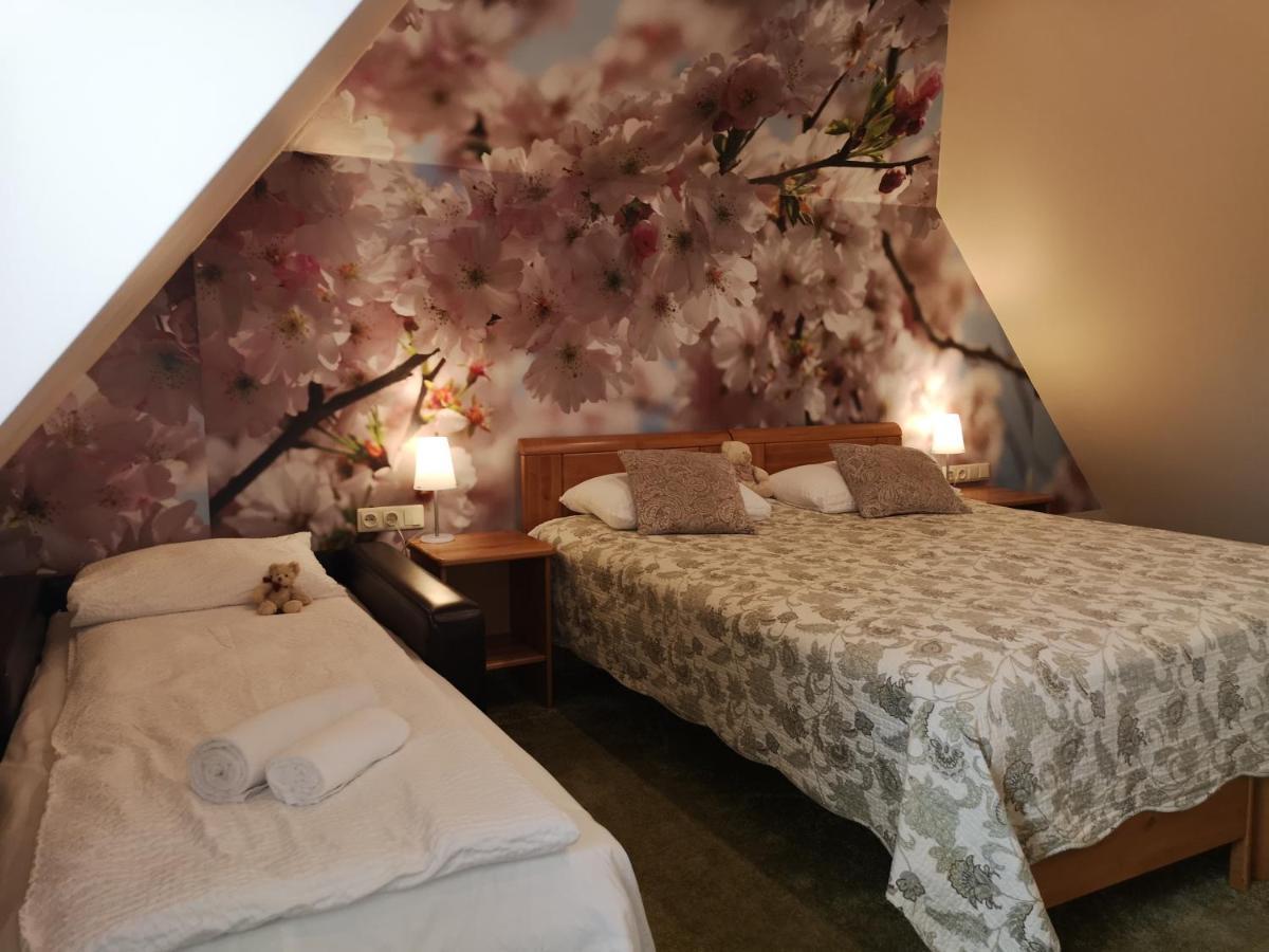 Hotel Senlici Γιέλγκαβα Εξωτερικό φωτογραφία
